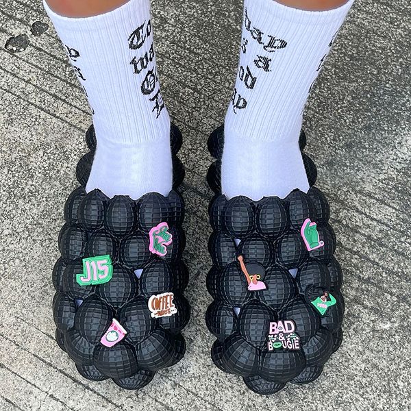summer men women bubble slippers funny platform flip flops cool beach sandals house mules shoes bubble slides with charms, Black
summer men women bubble slippers funny platform flip flops cool beach sandals house mules shoes bubble slides with charms, Black
