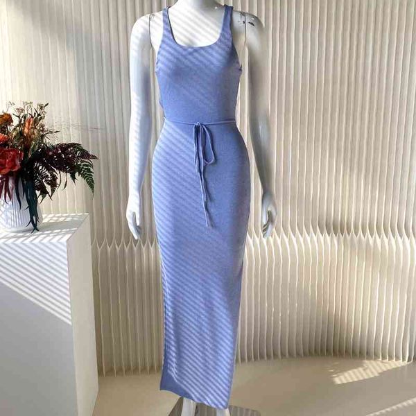 casual dresses foreign trade original single european and american knitting pit strip heart machine backless lace up vest bag hip slit long, Black;gray
casual dresses foreign trade original single european and american knitting pit strip heart machine backless lace up vest bag hip slit long, Black;gray