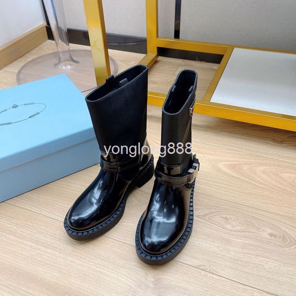 boots high end quality thick soled medium tube martin boots women's short autumn and winter british style belt buckle trend, Black
boots high end quality thick soled medium tube martin boots women's short autumn and winter british style belt buckle trend, Black