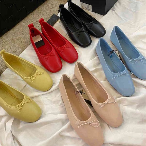 sandals spring flat heel round head bow ballet shoes leather sheepskin super soft dance, Black
sandals spring flat heel round head bow ballet shoes leather sheepskin super soft dance, Black