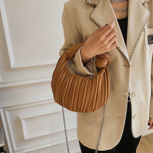 2022wrinkled bag temperament handbag 2022 summer women's bag fashion chain one shoulder messenger bag trend this year
2022wrinkled bag temperament handbag 2022 summer women's bag fashion chain one shoulder messenger bag trend this year