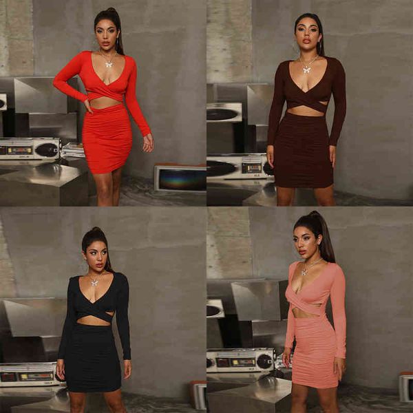 designer women's casual dresses women's 2022 autumn and winter hollow out buttock skirt long sleeve pleated dresses, Black;gray
designer women's casual dresses women's 2022 autumn and winter hollow out buttock skirt long sleeve pleated dresses, Black;gray