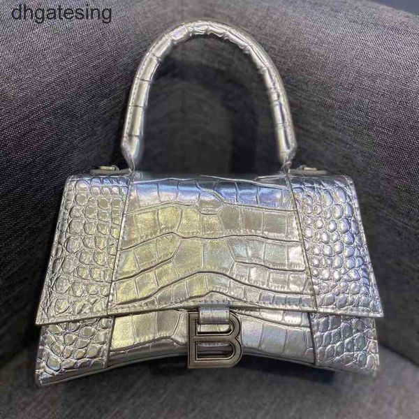 classic brand shoulder italy bag fashion balenciga bags leather crocodile pattern messenger women one flip small square hourglass o11t
classic brand shoulder italy bag fashion balenciga bags leather crocodile pattern messenger women one flip small square hourglass o11t