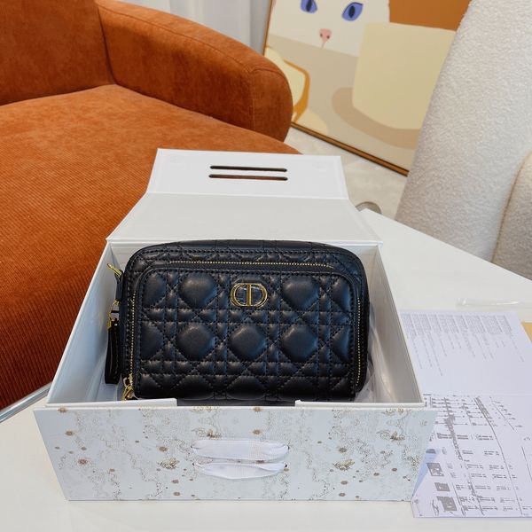 90luxurys designers bag 17 exquisite and elegant messenger bags sewing line shape all reflect the texture simple stylish cool vintage canvas
90luxurys designers bag 17 exquisite and elegant messenger bags sewing line shape all reflect the texture simple stylish cool vintage canvas