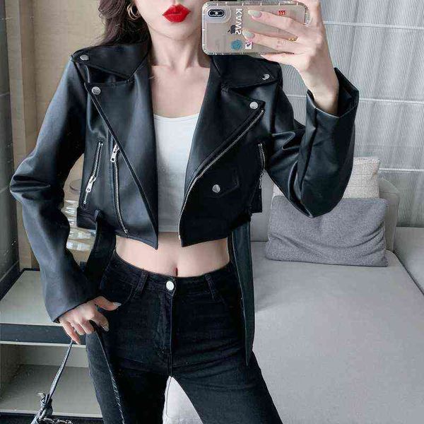 high waist moto biker casual short zipper black leather jacket short lapel long sleeve white faux leather street cardigan l220728
high waist moto biker casual short zipper black leather jacket short lapel long sleeve white faux leather street cardigan l220728
