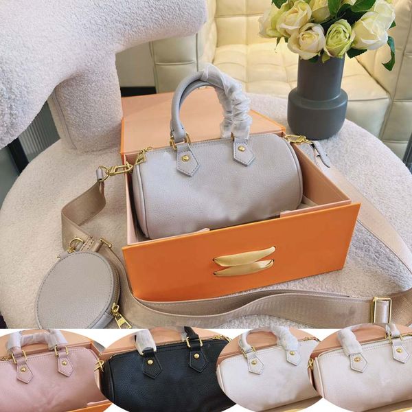 totes shoulder bags fashion speedy luxury designer women bag lady leather crossbody handbag purse pillow classical fower high quality
totes shoulder bags fashion speedy luxury designer women bag lady leather crossbody handbag purse pillow classical fower high quality