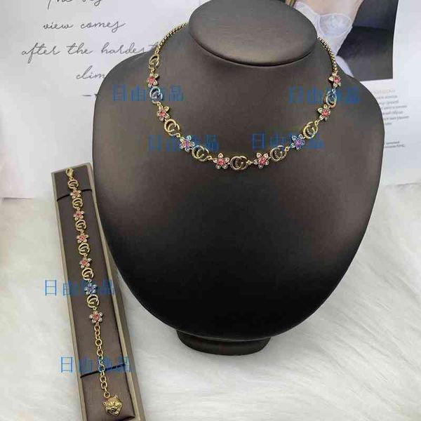 factory outlet necklace new letter diamond inlaid flower sweater chain bracelet temperament cool style jewelry, Silver
factory outlet necklace new letter diamond inlaid flower sweater chain bracelet temperament cool style jewelry, Silver