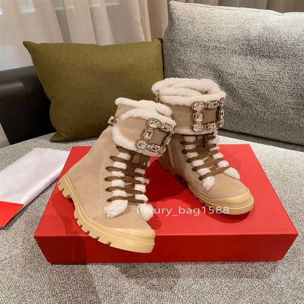 2021 designers snow boots women fashion soft leather flat girls casual winter brown shoe with fur half boot black size 35-40294l
2021 designers snow boots women fashion soft leather flat girls casual winter brown shoe with fur half boot black size 35-40294l