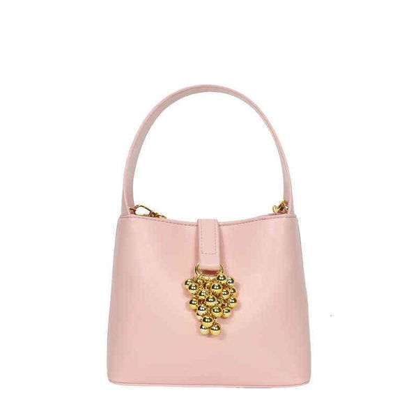 2022 women's atmospheric personality ladies bags female simple portable personalized bag diagonal-bag handbag wholesale female bag
2022 women's atmospheric personality ladies bags female simple portable personalized bag diagonal-bag handbag wholesale female bag