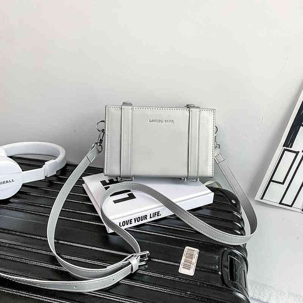 texture leisure new style fashion shoulder trend women's shoulder simple and versatile banquet bag
texture leisure new style fashion shoulder trend women's shoulder simple and versatile banquet bag