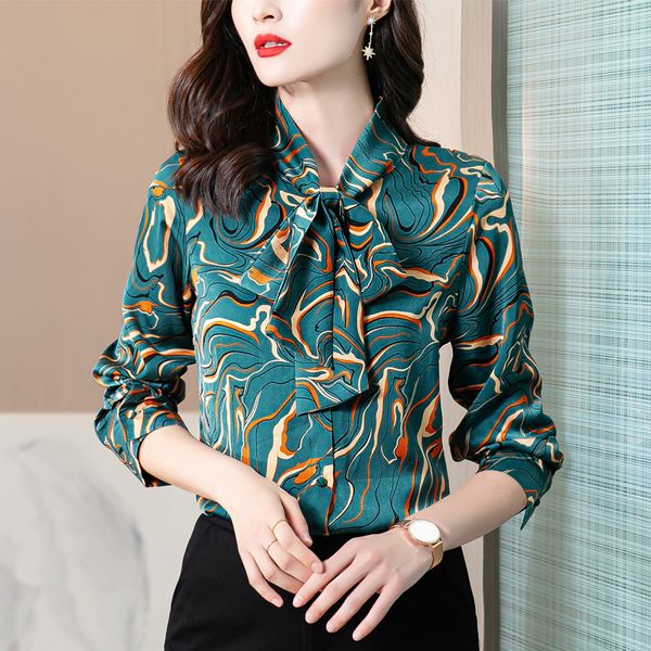 2022 retro print bow silk shirt long sleeve women classic button up blouses office ladies casual shirts spring autumn fine elegant designer, White
2022 retro print bow silk shirt long sleeve women classic button up blouses office ladies casual shirts spring autumn fine elegant designer, White
