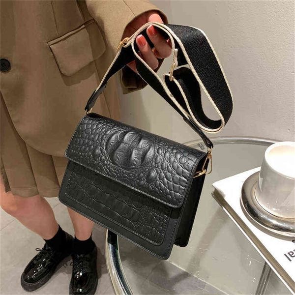 fashionable simple style small broadband stone single messenger 75% off factory sales
fashionable simple style small broadband stone single messenger 75% off factory sales