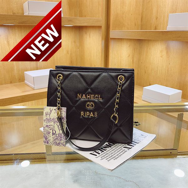 trendy wholesale tot new shoulder style simple women's fashion chain ladies bags
trendy wholesale tot new shoulder style simple women's fashion chain ladies bags