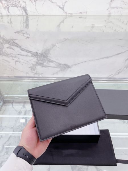 designer bags summer fashion women's shoulder bag crossbody tote chains small square bags trend matching
designer bags summer fashion women's shoulder bag crossbody tote chains small square bags trend matching