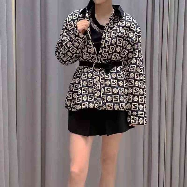 women's jackets autumn and winter four leaf grass plaid lapel temperament knitted short coat long sleeve small fragrance thick, Black;brown
women's jackets autumn and winter four leaf grass plaid lapel temperament knitted short coat long sleeve small fragrance thick, Black;brown