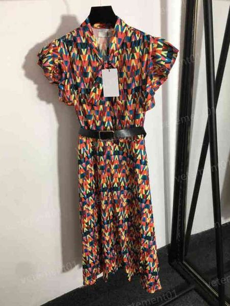 designer womens dresses brand colorful v letter print belt nipped waist ruffle short sleeve dress luxury casual dresses for women clothing 0, Black;gray
designer womens dresses brand colorful v letter print belt nipped waist ruffle short sleeve dress luxury casual dresses for women clothing 0, Black;gray