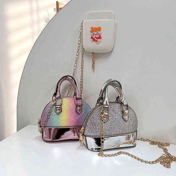 foreign style chain one shoulder messenger shell children's korean fashion sequin portable accessory handbag, Black
foreign style chain one shoulder messenger shell children's korean fashion sequin portable accessory handbag, Black
