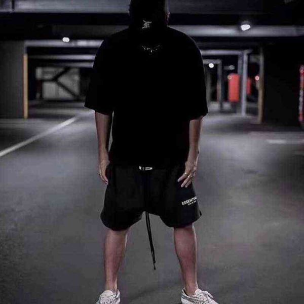 fog shorts right of gold essentials embroidered reflective sports pants trend hip-hop ins harajuku college style nightclub rock short, White;black
fog shorts right of gold essentials embroidered reflective sports pants trend hip-hop ins harajuku college style nightclub rock short, White;black