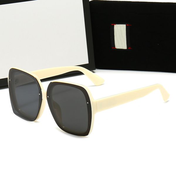 ladies polarized sunglasses fashion oval face driving holiday sunglasses, White;black
ladies polarized sunglasses fashion oval face driving holiday sunglasses, White;black