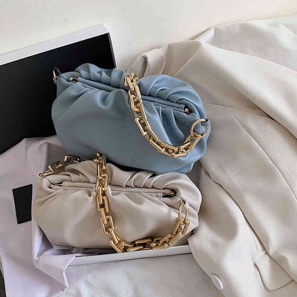 original edition luxury handbags venetas's bottegass senior cloud bag summer female temperament french retro fold armpit shoulder 2022
original edition luxury handbags venetas's bottegass senior cloud bag summer female temperament french retro fold armpit shoulder 2022