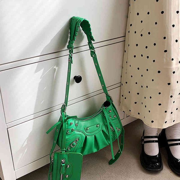 sweet cool girl's motorcycle bag personalized single underarm texture trendy messenger rivet semicircle fashion female shoulder handbag
sweet cool girl's motorcycle bag personalized single underarm texture trendy messenger rivet semicircle fashion female shoulder handbag