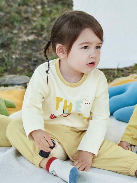 toddler girls cartoon & slogan graphic tee and sweatpants set she, White 
toddler girls cartoon & slogan graphic tee and sweatpants set she, White