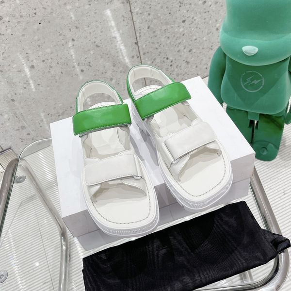 2022 fashion designer thick soled sandals double leather wide strap classic hook & loop women luxury sandal slides summer beach holiday plat, Black
2022 fashion designer thick soled sandals double leather wide strap classic hook & loop women luxury sandal slides summer beach holiday plat, Black