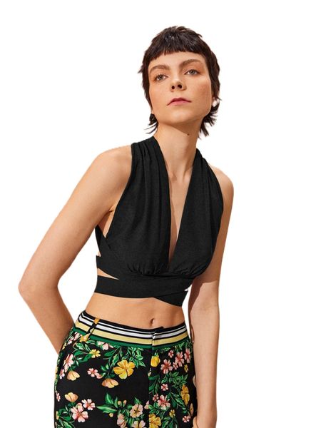 solid criss cross crop halter m8yo#, White
solid criss cross crop halter m8yo#, White