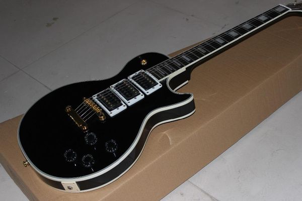 new standard custom electric guitar, black color gitaar,mahogany body guitarra with 3 pickups ,support customization
new standard custom electric guitar, black color gitaar,mahogany body guitarra with 3 pickups ,support customization
