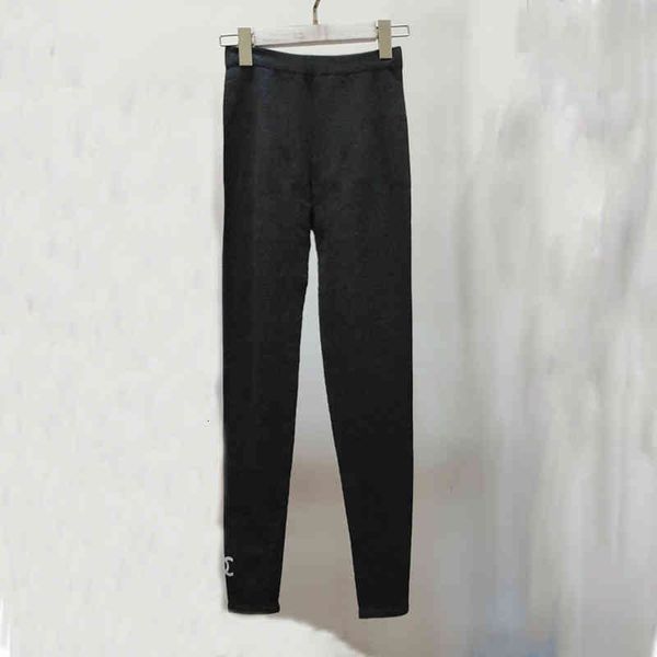 women's pants capris korean fashion knitted leggings in autumn and winter comfortable versatile warm elastic for children, Black;white 
women's pants capris korean fashion knitted leggings in autumn and winter comfortable versatile warm elastic for children, Black;white