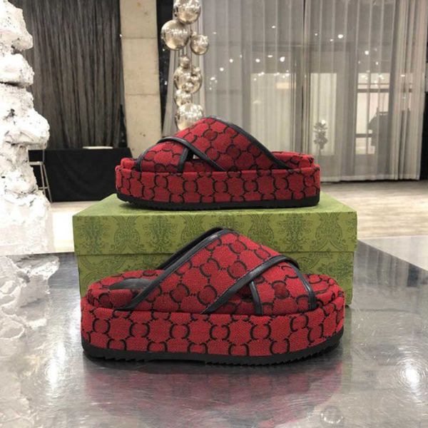 2022 woman flip flop luxury fashion sandals beach thick bottom slippers platform women shoes letters alphabet lady leather high heel ladies, Black
2022 woman flip flop luxury fashion sandals beach thick bottom slippers platform women shoes letters alphabet lady leather high heel ladies, Black