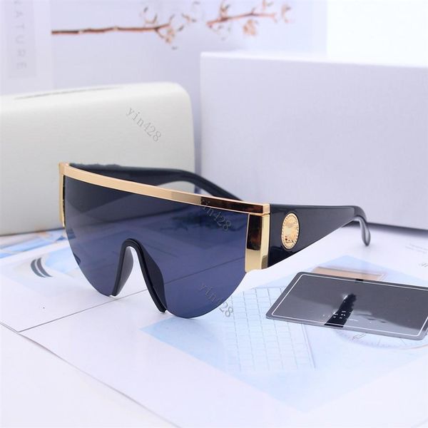 2021 new 0019 mens sunglasses women sunglasses fashion style uv400 classic lens protects eyes with box exempt postage2381, White;black
2021 new 0019 mens sunglasses women sunglasses fashion style uv400 classic lens protects eyes with box exempt postage2381, White;black
