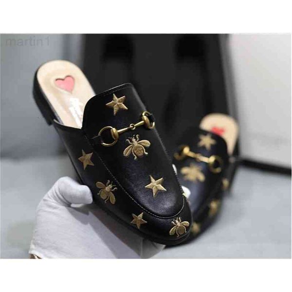 slippers sandalsslippers sandalsdesigner luxury women summer slipper princetown slippers bees snake mules loafers genuine womens leather fla, Black
slippers sandalsslippers sandalsdesigner luxury women summer slipper princetown slippers bees snake mules loafers genuine womens leather fla, Black
