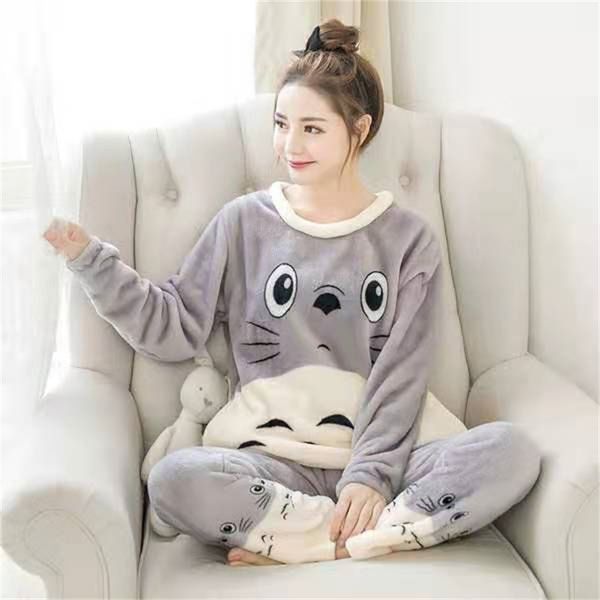 autumn winter warm flannel women pijama sets thick coral velvet long sleeve cute sleepwear thin pajamas 220329, Black;red
autumn winter warm flannel women pijama sets thick coral velvet long sleeve cute sleepwear thin pajamas 220329, Black;red