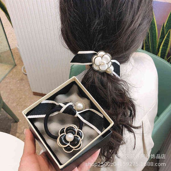 new arrival camellia pearl hair accessories boutique elastic hair band for women france trendy rose flower hairbands scrunchies aa220323, Pink
new arrival camellia pearl hair accessories boutique elastic hair band for women france trendy rose flower hairbands scrunchies aa220323, Pink