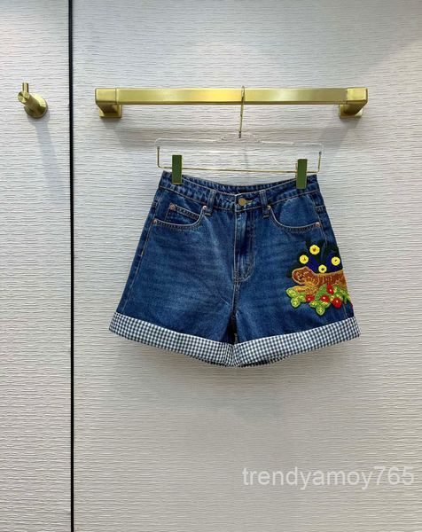 women's jeans tiger embroidered denim shorts aging animal embroidered high waist plaid casual pants summer end, Blue
women's jeans tiger embroidered denim shorts aging animal embroidered high waist plaid casual pants summer end, Blue