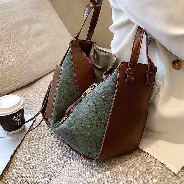 2 pieces vintage scrub crossbody messenger bags for women 2022 big pu leather shopper shoulder bag fashion handbags purses buck g220509
2 pieces vintage scrub crossbody messenger bags for women 2022 big pu leather shopper shoulder bag fashion handbags purses buck g220509