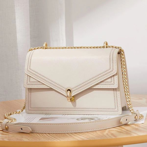 2022 new fashion all-match women's chain small square bag messenger bag simple high-end shoulder bag