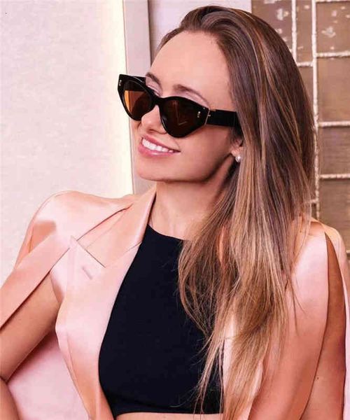sunglasses ins super fire cat's eye 40037u net red same fashion sunglasses women's, White;black
sunglasses ins super fire cat's eye 40037u net red same fashion sunglasses women's, White;black