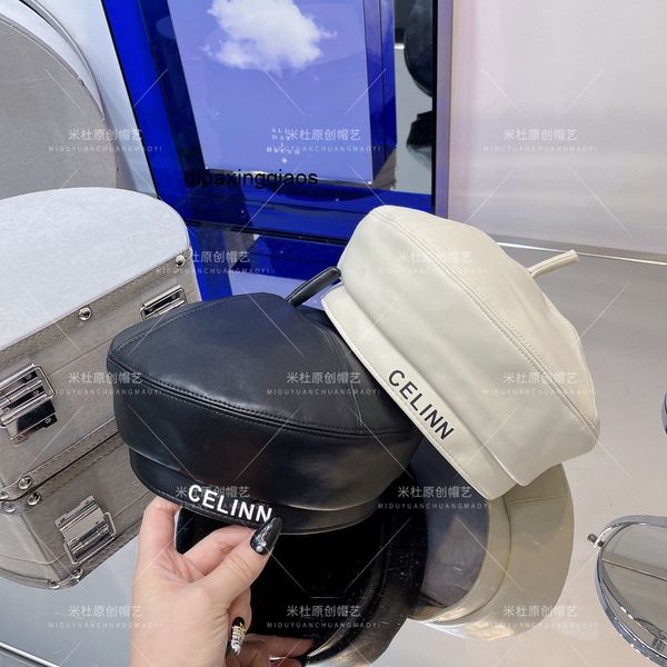 ball caps celina correct version 21 autumn and winter new letters artificial leather four page beret women's casual sweet fashionable, Blue;gray
ball caps celina correct version 21 autumn and winter new letters artificial leather four page beret women's casual sweet fashionable, Blue;gray
