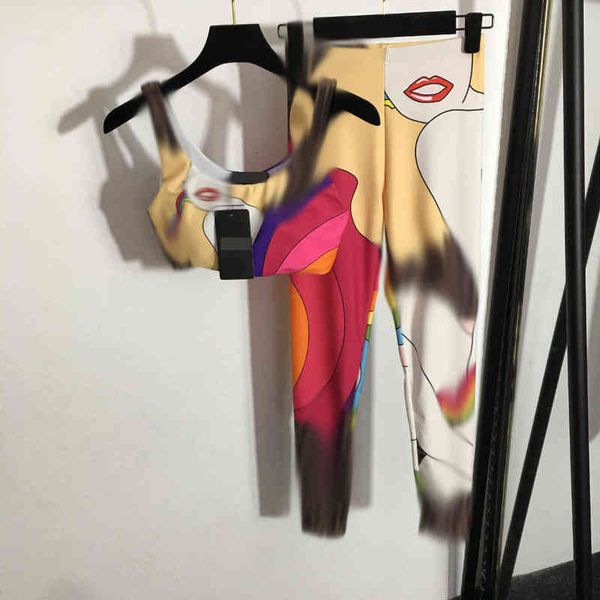 spring summer 2022 new yoga suit sports suit irregularly printed suspender vest elastic slim leggings fashion luxury vest tights, Black;white
spring summer 2022 new yoga suit sports suit irregularly printed suspender vest elastic slim leggings fashion luxury vest tights, Black;white