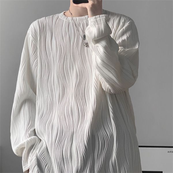 3d folds texture autumn winter long sleeve men t shirt loose korean style o neck fashion casual clothes oversized white 220718, White;black
3d folds texture autumn winter long sleeve men t shirt loose korean style o neck fashion casual clothes oversized white 220718, White;black