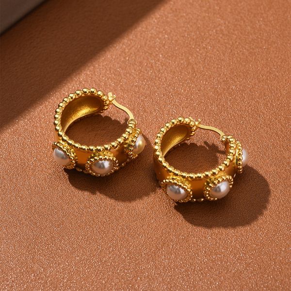 french brass old vintage inlaid pearl earrings stud all-match fashionable high-end texture gift jewelry accessories, Golden;silver
french brass old vintage inlaid pearl earrings stud all-match fashionable high-end texture gift jewelry accessories, Golden;silver
