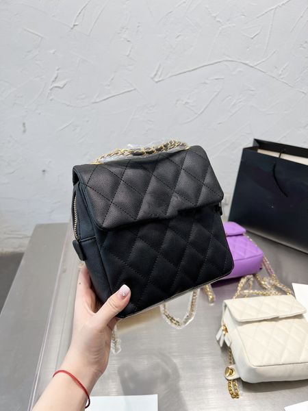 2022 spring new shoulder bag c designer bag luxury hand large capacity chain block 
2022 spring new shoulder bag c designer bag luxury hand large capacity chain block