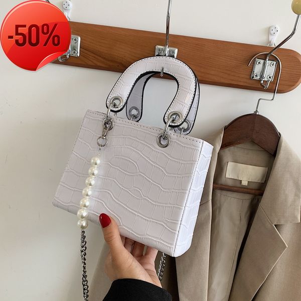 the factory directly texture crocodile pattern small women's summer 2022 new fashion net red msenger foreign style portable princs dian
the factory directly texture crocodile pattern small women's summer 2022 new fashion net red msenger foreign style portable princs dian