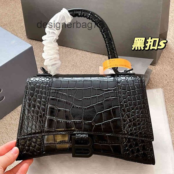 leather designer bags women handbagbag 2022 balencaigass' messenger hourglass bag crocodile handbag high-end high version f r87s
leather designer bags women handbagbag 2022 balencaigass' messenger hourglass bag crocodile handbag high-end high version f r87s