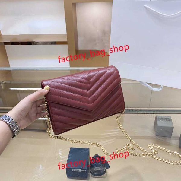 fashion luxury designer caviar women crossbody bag purse v flip bag chain shoulder bag caviar genuine leather ladies clutch
fashion luxury designer caviar women crossbody bag purse v flip bag chain shoulder bag caviar genuine leather ladies clutch