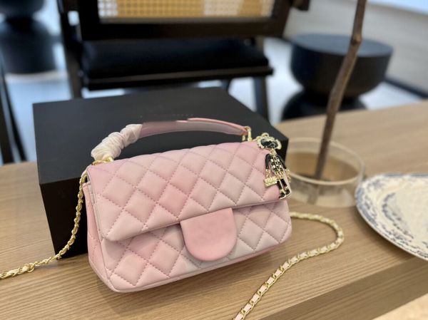 22ss mini luxury flip bags calfskin five color classic quilted gold metal chain buckle handle one shoulder cross handbag designer women desi
22ss mini luxury flip bags calfskin five color classic quilted gold metal chain buckle handle one shoulder cross handbag designer women desi