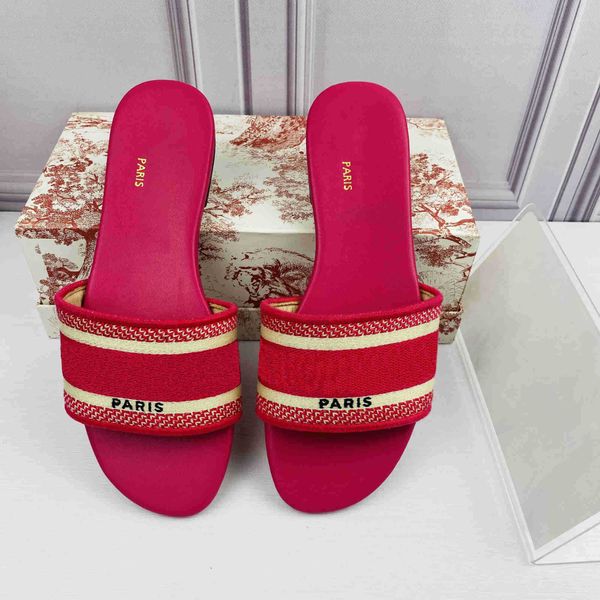 2022 designer paris women sandals summer flat slippers embroidered beach shoes flip-flops home shoes dust bags 35-42 with box, Black
2022 designer paris women sandals summer flat slippers embroidered beach shoes flip-flops home shoes dust bags 35-42 with box, Black