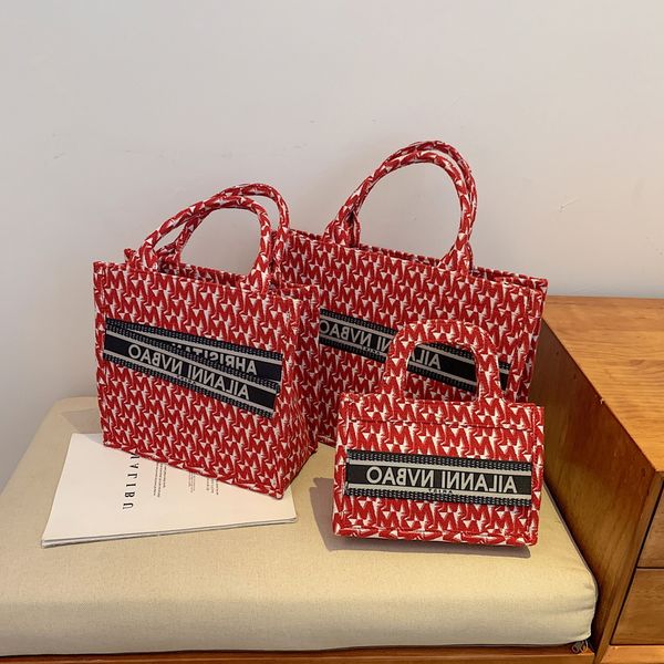 women bags chain handbags and hand classic luxury crossbody for 2022 handbag msenger purse for female messenger
women bags chain handbags and hand classic luxury crossbody for 2022 handbag msenger purse for female messenger